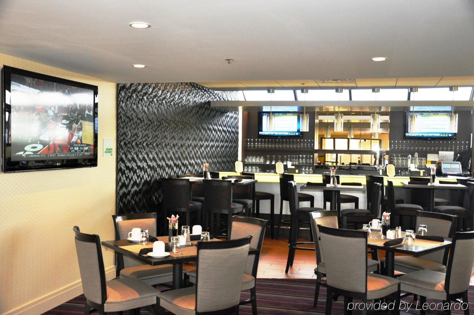 Hampton Inn Newark Airport Екстер'єр фото